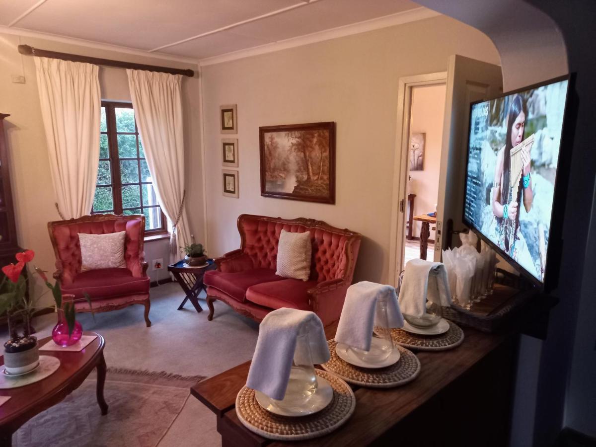 Woodleigh Guest Lodge อีสต์ลอนดอน ภายนอก รูปภาพ