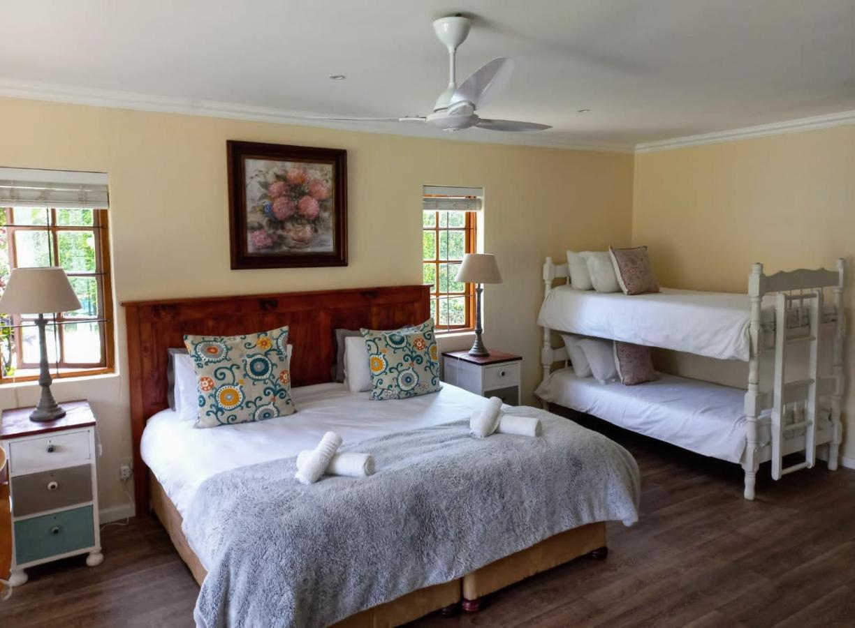 Woodleigh Guest Lodge อีสต์ลอนดอน ภายนอก รูปภาพ