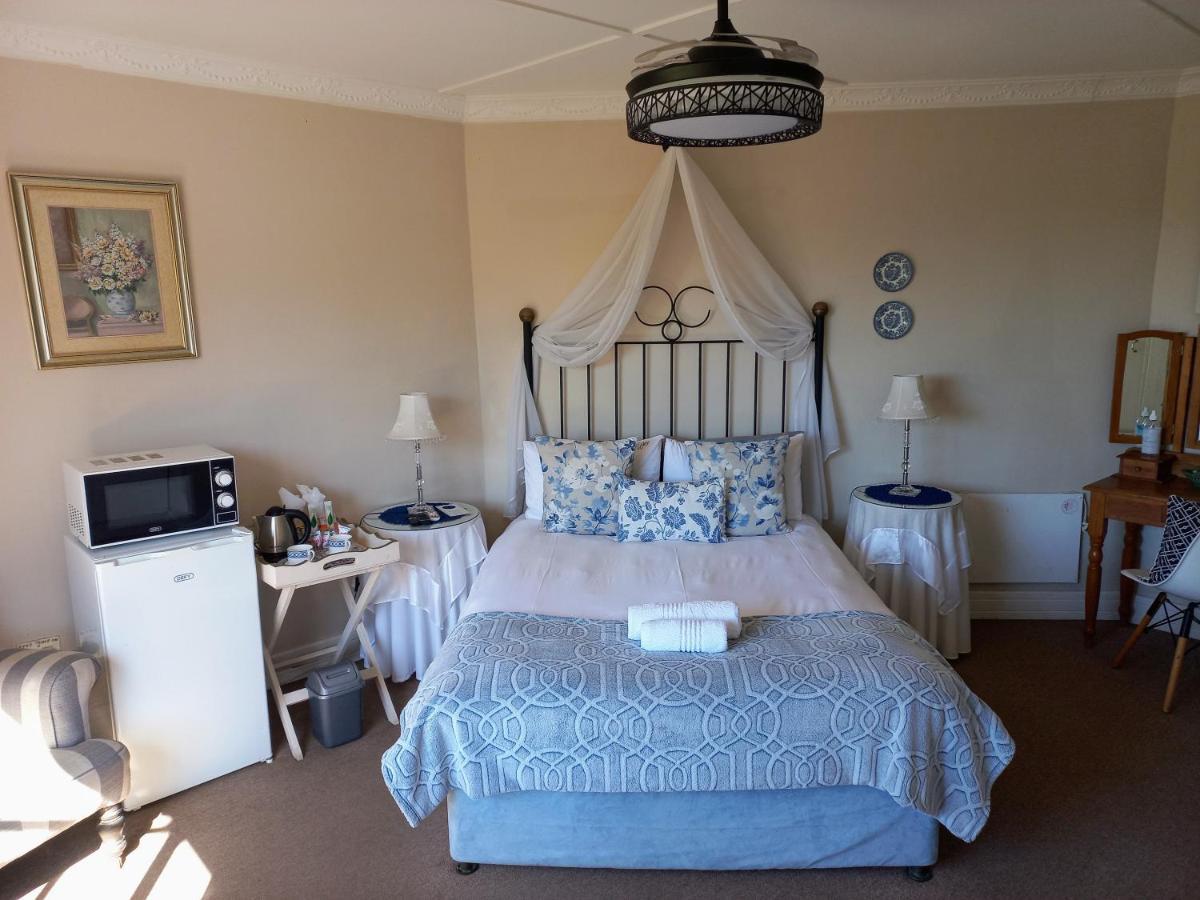Woodleigh Guest Lodge อีสต์ลอนดอน ภายนอก รูปภาพ