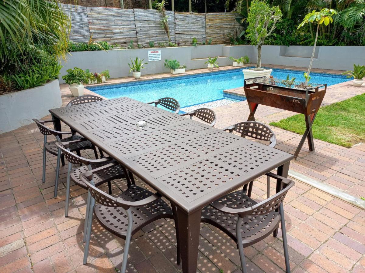 Woodleigh Guest Lodge อีสต์ลอนดอน ภายนอก รูปภาพ