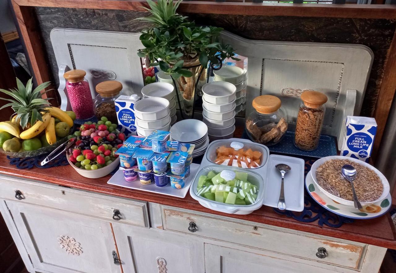 Woodleigh Guest Lodge อีสต์ลอนดอน ภายนอก รูปภาพ