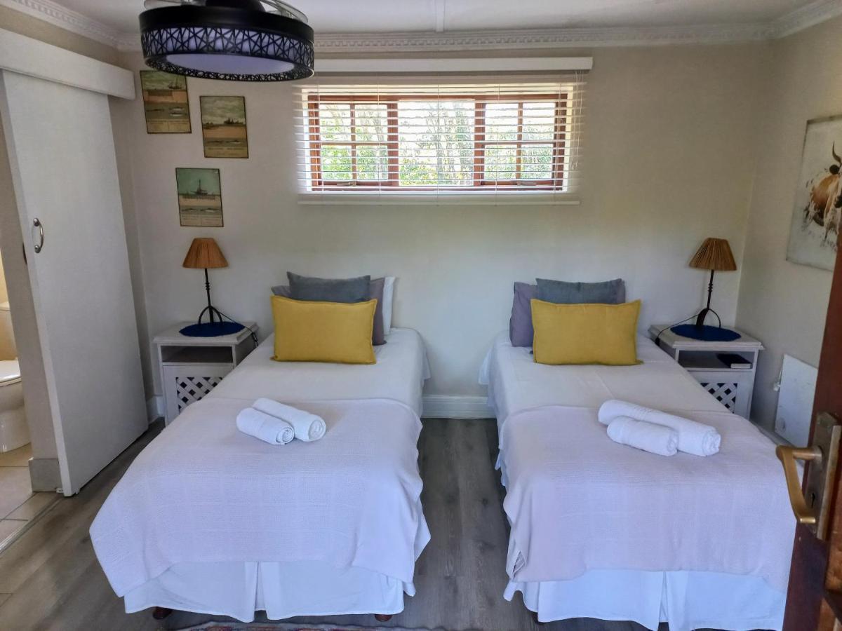 Woodleigh Guest Lodge อีสต์ลอนดอน ภายนอก รูปภาพ
