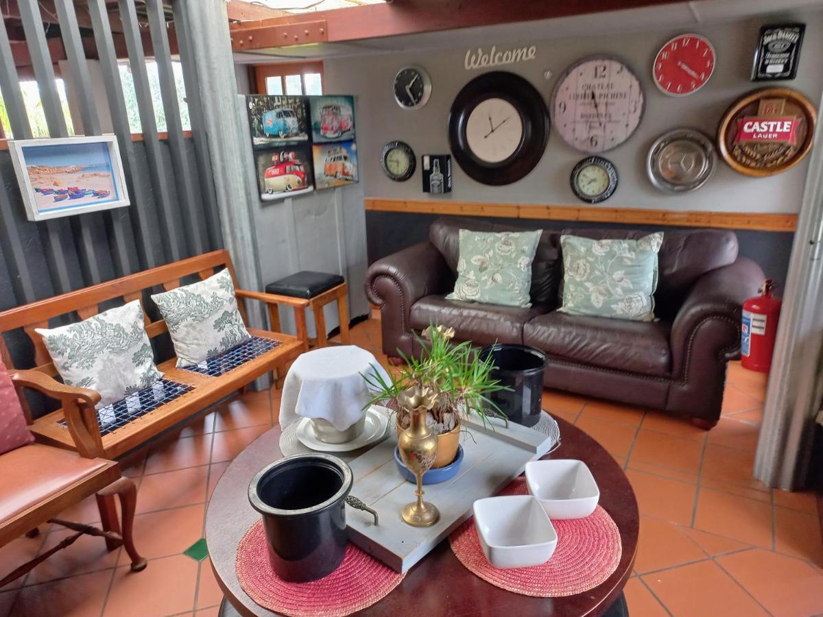 Woodleigh Guest Lodge อีสต์ลอนดอน ภายนอก รูปภาพ