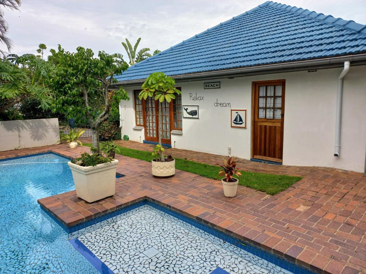 Woodleigh Guest Lodge อีสต์ลอนดอน ภายนอก รูปภาพ